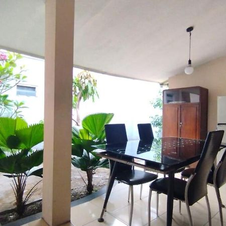 Sadana Villahouse Ngadinegaran Yogyakarta Exterior foto