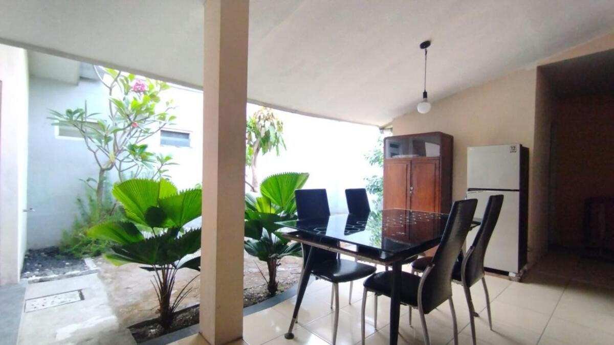 Sadana Villahouse Ngadinegaran Yogyakarta Exterior foto